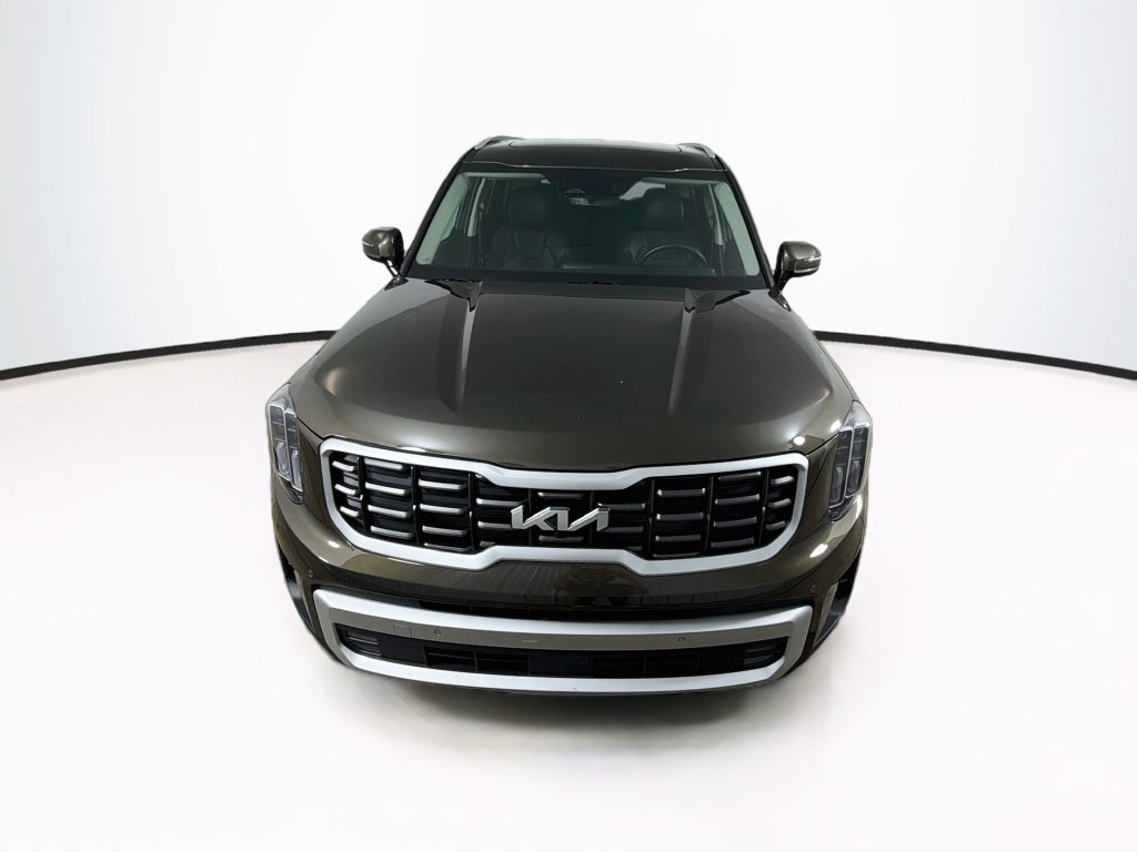 Used 2025 Kia Telluride SX w/ SX Captain's Chair Package AWD/4WD image 2