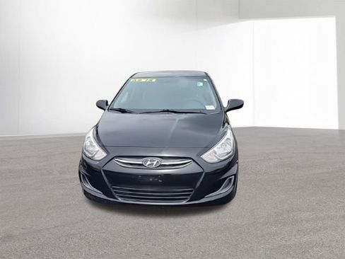 Used 2017 Hyundai Accent SE FWD image 3