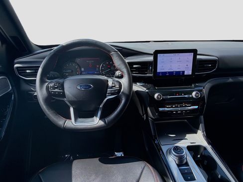 Used 2023 Ford Explorer ST-Line w/ Class IV Trailer Tow Package image 21