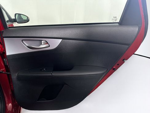 Used 2024 Kia Forte LXS image 27