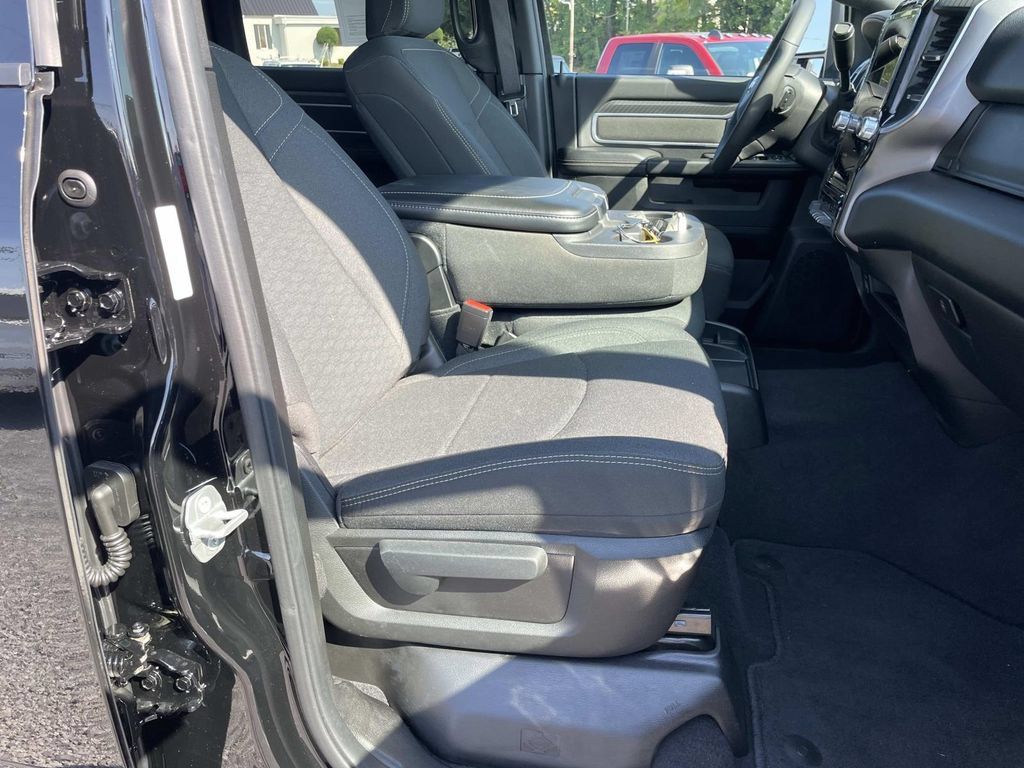 Used 2026 RAM 2500 Big Horn AWD/4WD image 30