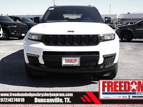 New 2025 Jeep Grand Cherokee L Limited image 8