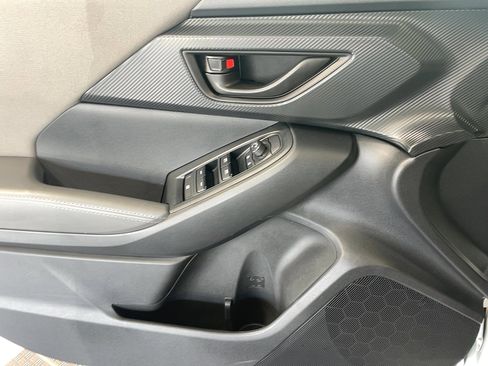 Used 2024 Subaru Crosstrek 2.0i Premium image 13