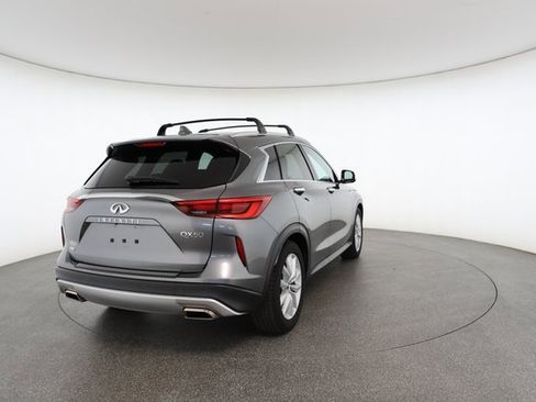 Used 2019 INFINITI QX50 Essential image 16