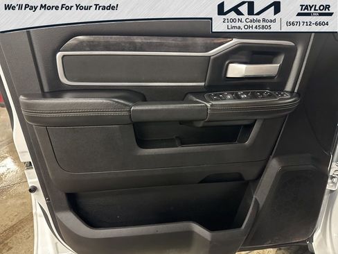 Used 2024 RAM 3500 Big Horn image 24