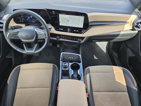 Used 2026 Chevrolet Equinox ACTIV w/ Convenience Package III image 27