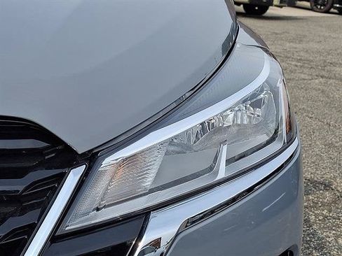 Certified 2024 Nissan Kicks SV FWD image 10