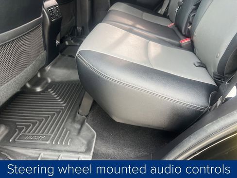 Used 2022 Toyota 4Runner SR5 Premium image 24