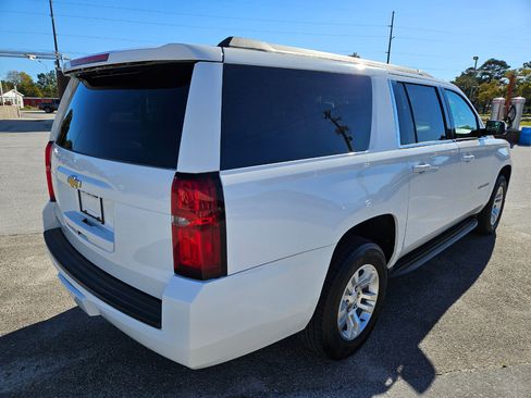 Used 2018 Chevrolet Suburban LS w/ Max Trailering Package image 6