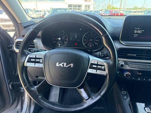 Used 2022 Kia Telluride EX w/ EX Premium Package AWD/4WD image 14