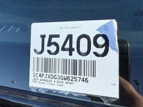 New 2025 Jeep Wrangler Sport S image 34