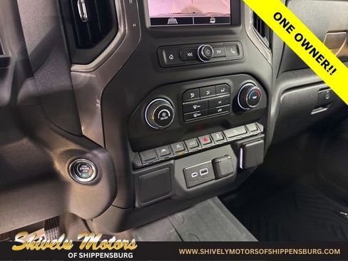 Used 2025 Chevrolet Silverado 1500 Custom Trail Boss AWD/4WD image 19