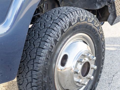 Used 2015 Ford F350 XLT w/ XLT Interior Package image 8