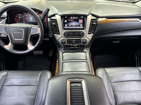 Used 2015 GMC Yukon Denali w/ Premium Package image 13