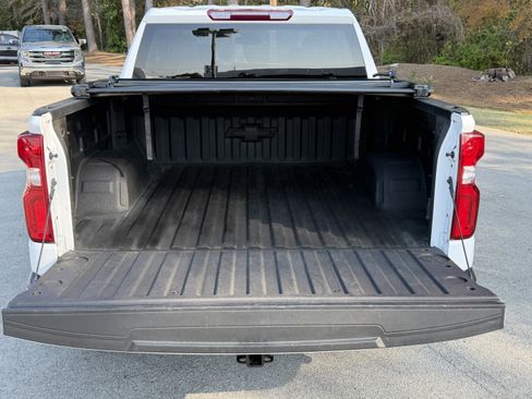 Used 2023 Chevrolet Silverado 1500 LTZ AWD/4WD image 10