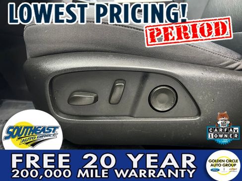 Used 2025 Chevrolet Equinox LT w/ Convenience Package II image 10