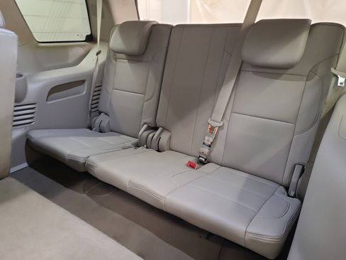 Used 2019 GMC Yukon Denali w/ Denali Ultimate Package image 12