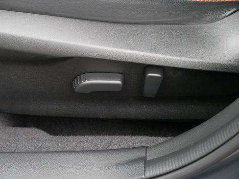 Used 2020 Subaru Crosstrek 2.0i Limited w/ Moonroof Package image 20