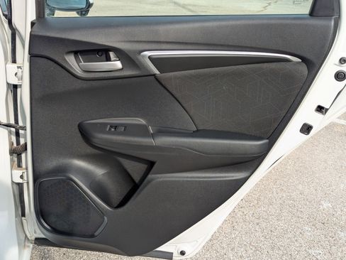 Used 2015 Honda Fit EX image 21