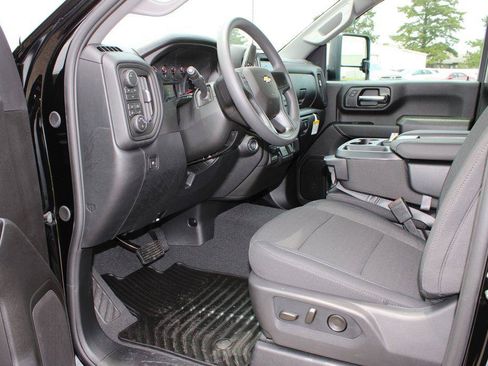 New 2026 Chevrolet Silverado 2500 Custom w/ Custom Value Package AWD/4WD image 10
