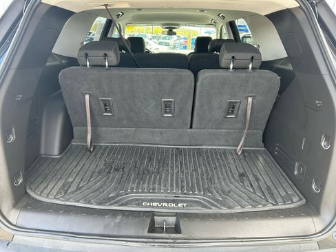 Used 2018 Chevrolet Traverse LS FWD image 18