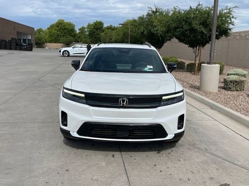 Used 2024 Honda Prologue Touring image 2