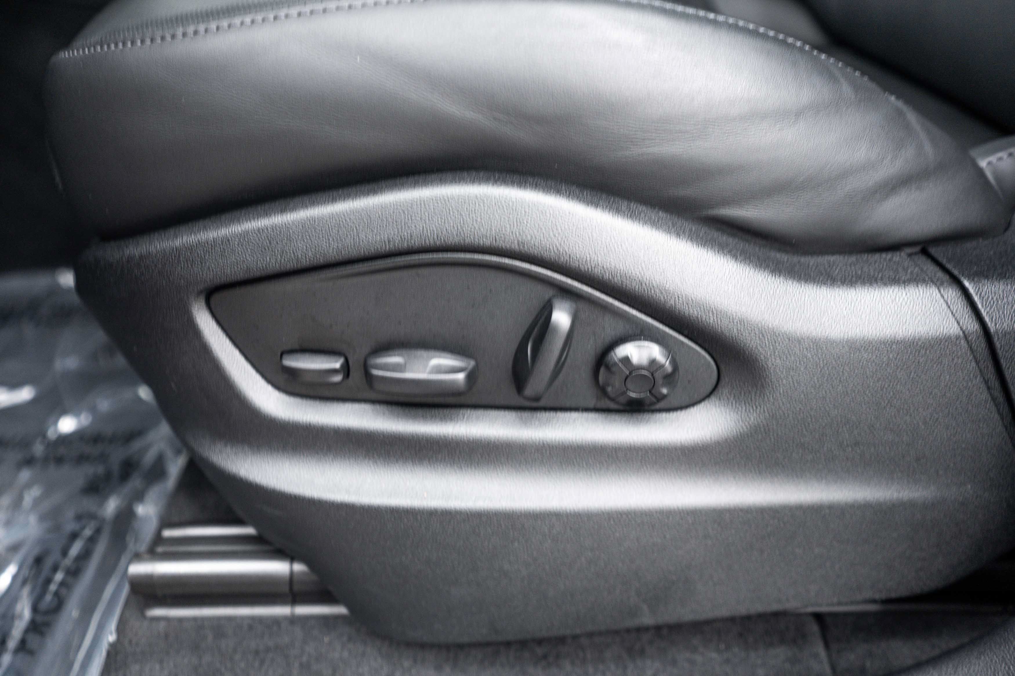 Certified 2026 Porsche Cayenne Coupe AWD/4WD image 19