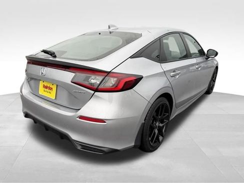 Used 2025 Honda Civic Sport image 10