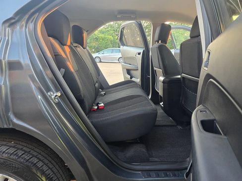 Used 2011 Chevrolet Equinox LT image 20