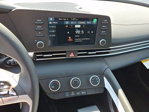 New 2026 Hyundai Elantra SE w/ Cargo Package FWD image 12