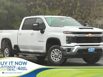 Used 2024 Chevrolet Silverado 2500 LT