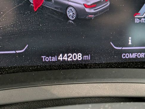 Used 2020 BMW 330i xDrive Sedan w/ Premium Package AWD/4WD image 21