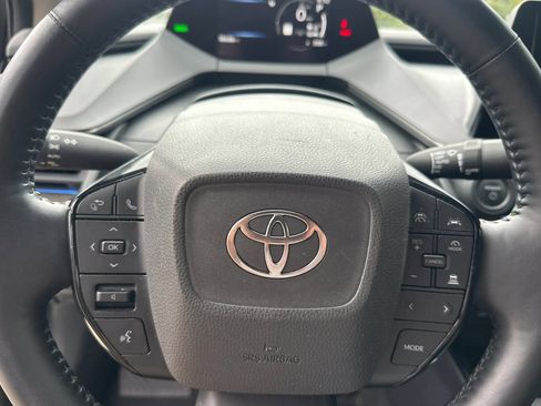 Used 2026 Toyota Prius LE FWD image 34