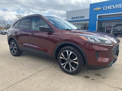 Used 2021 Ford Escape SE w/ SE Sport Appearance Package