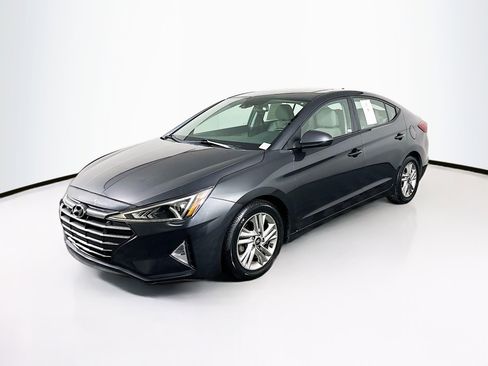 Used 2020 Hyundai Elantra Value Edition FWD image 3