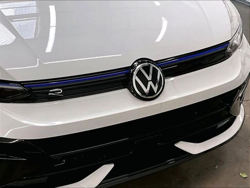 New 2026 Volkswagen Golf image 21