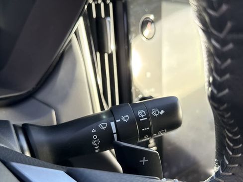 Certified 2025 Subaru Outback Premium w/ Popular Package #1A image 24