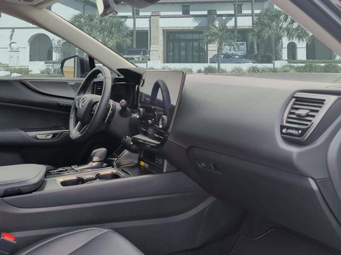 Certified 2025 Lexus NX 350 AWD w/ Accessory Package (2T) image 29
