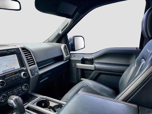 Used 2019 Ford F150 Platinum w/ Equipment Group 701A Luxury AWD/4WD image 25