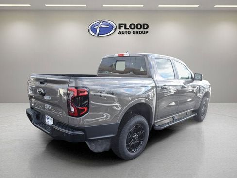New 2025 Ford Ranger Lariat w/ Black Appearance Package image 2