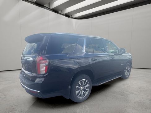 Used 2022 Chevrolet Tahoe LT w/ Luxury Package image 6