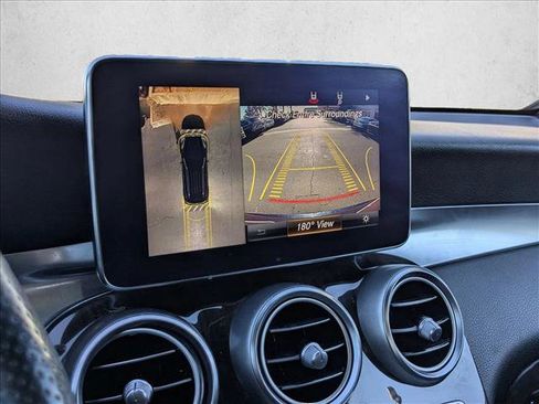 Used 2019 Mercedes-Benz GLC 350e 4MATIC image 13