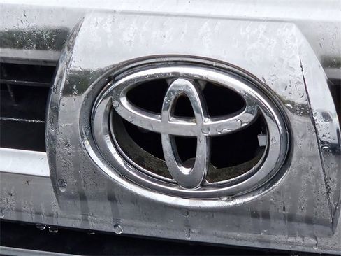 Used 2005 Toyota 4Runner Sport image 15