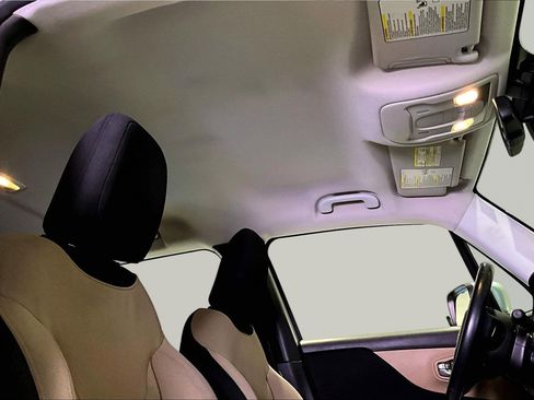 Used 2016 Jeep Renegade Latitude w/ Safety & Security Group image 26