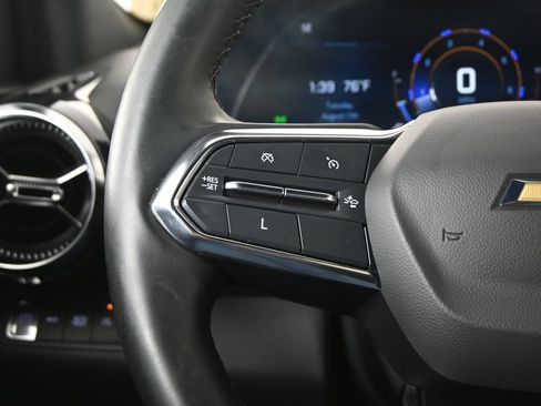 Used 2025 Chevrolet Equinox LT w/ Safety and Technology Package AWD/4WD image 33
