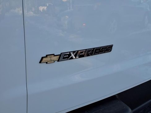 New 2025 Chevrolet Express 2500 Extended w/ Driver Convenience Package image 12