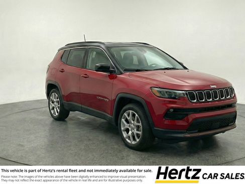 Used 2025 Jeep Compass Limited AWD/4WD image 1