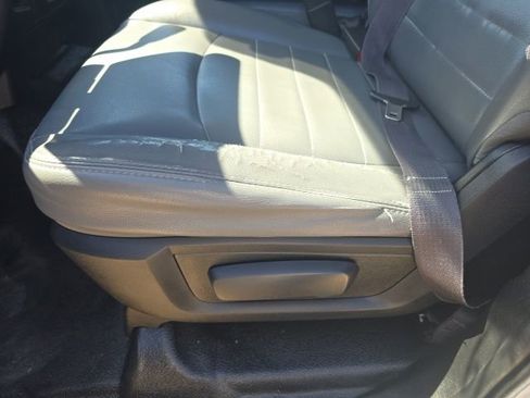 Used 2015 RAM 3500 Tradesman w/ Chrome Appearance Group AWD/4WD image 13