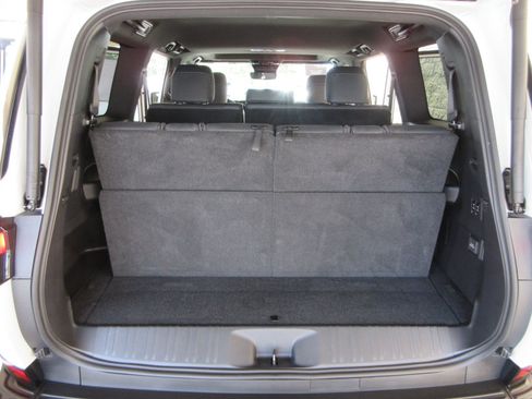 Used 2025 Lexus GX 550 w/ Cold Area Package AWD/4WD image 54