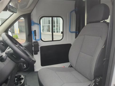 Used 2024 RAM ProMaster 3500 w/ Delivery Van Package image 12